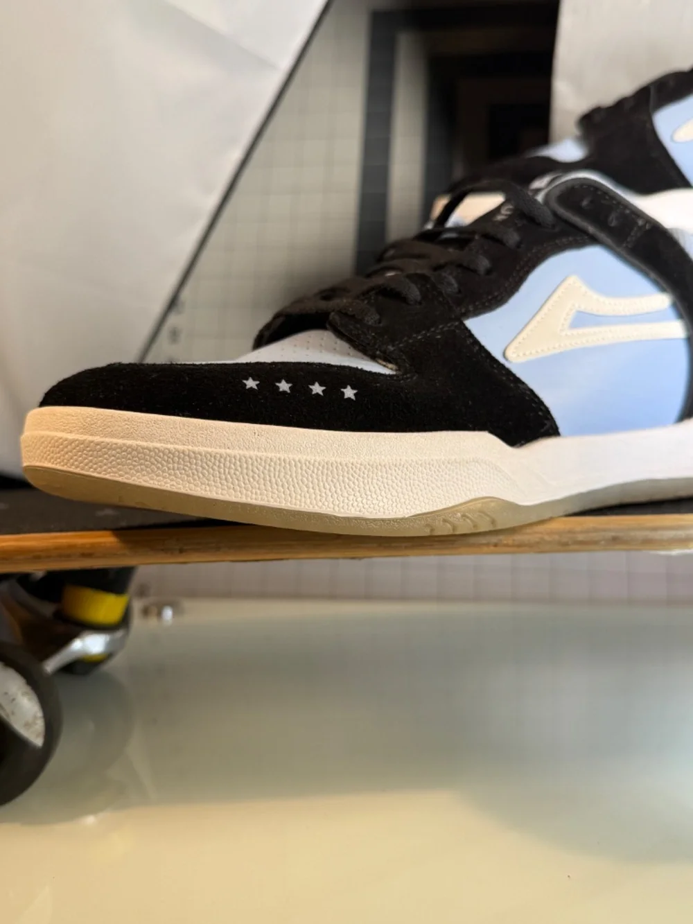 LAKAI THETFORD  |  XLK 4 STAR LIMITED  |  SKATEBOARD SHOES  |  SZ: M10